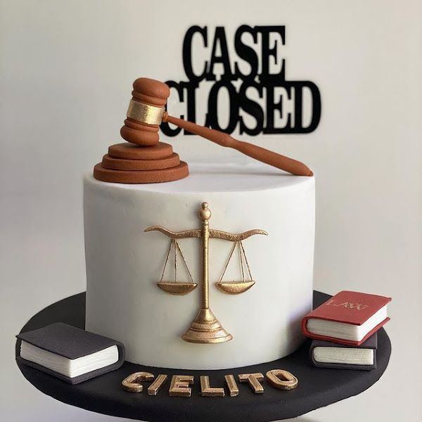 Case closed custom law themed cake